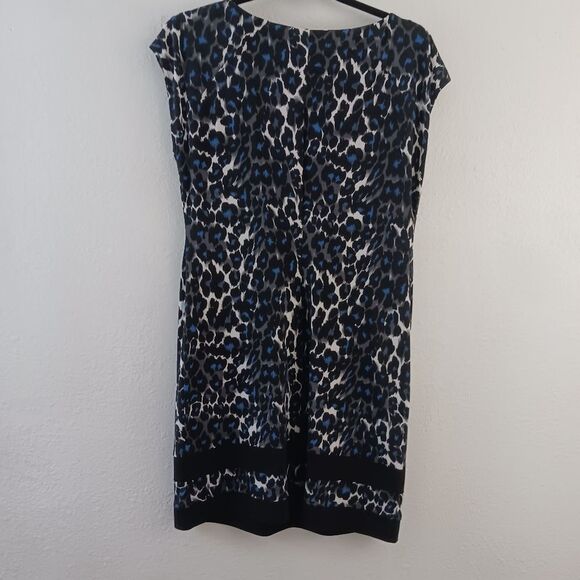 Donna Morgand printed dress size 4P - Picture 6 of 6